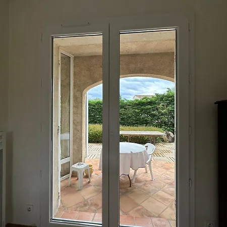 Parfaite Pour Des Hyeres